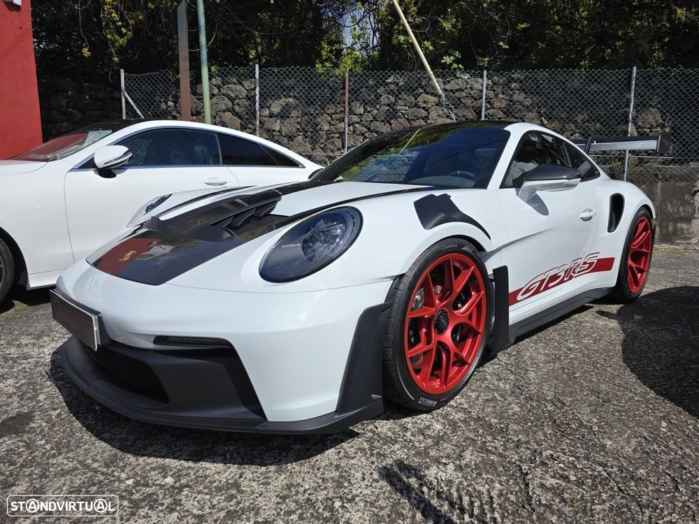 Porsche 911 (992) - 1