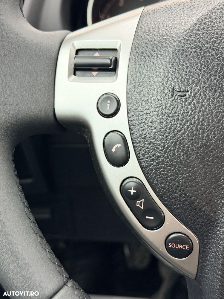 Nissan Qashqai 2.0 DCI DPF acenta - 26