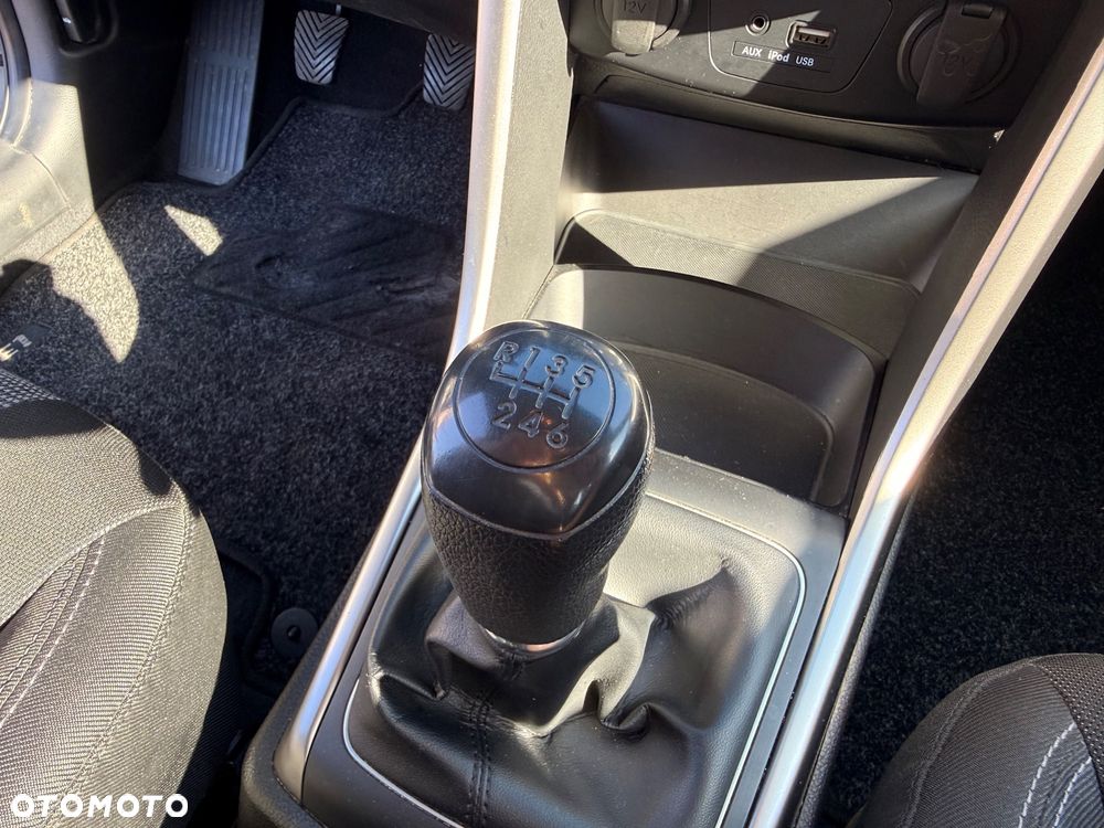 Hyundai i30 blue 1.6 CRDi Classic - 18