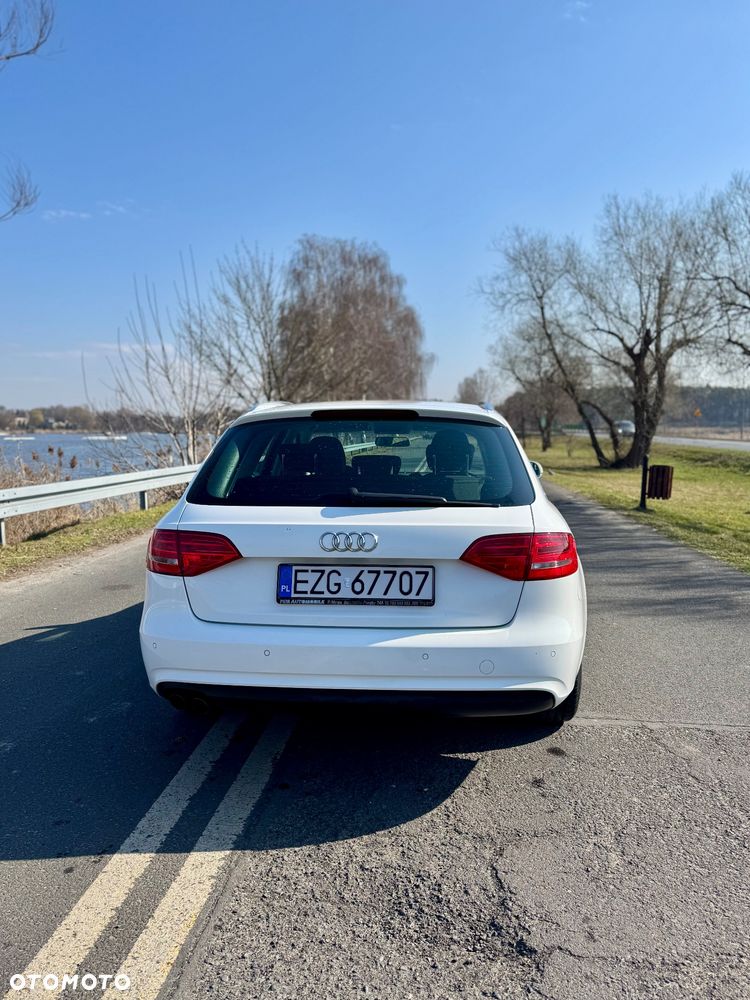 Audi A4 Avant 2.0 TDI DPF Ambition - 4