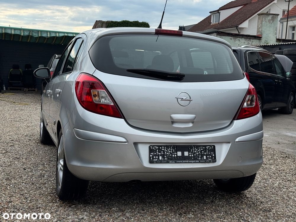 Opel Corsa 1.2 16V Comfort - 10