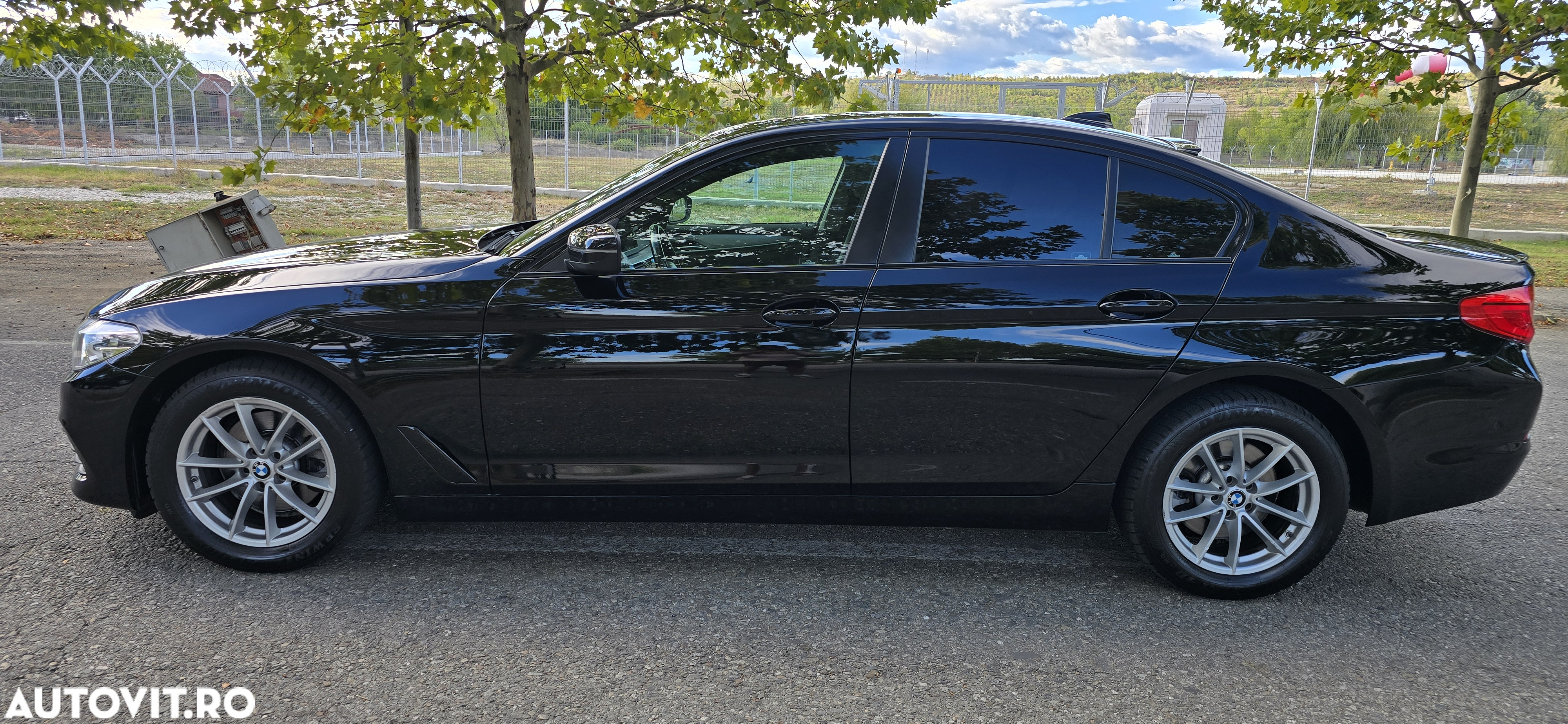 BMW Seria 5 520d Aut. - 4