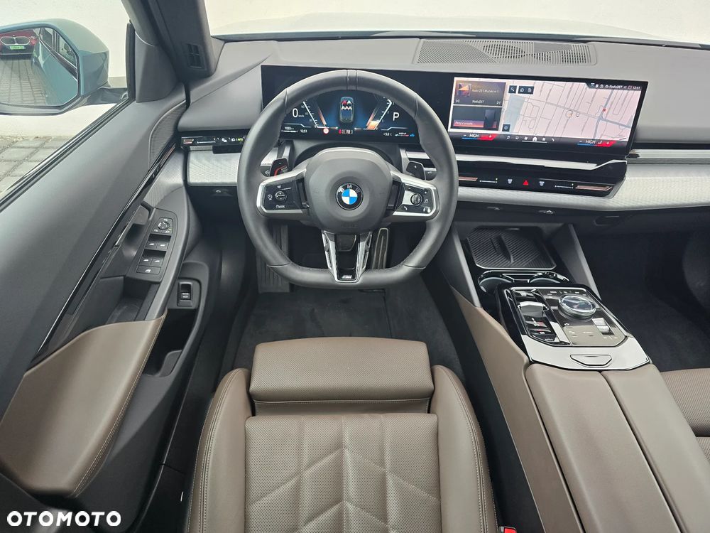 BMW Seria 5 520d xDrive mHEV M Sport - 10