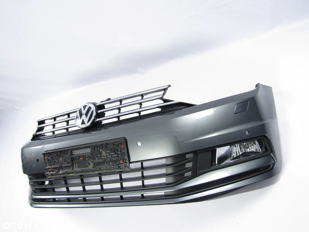 Zderzak przedni VW Touran 15 - 24 Sprysk. / Pdc-4 Lakier LR7H - 8
