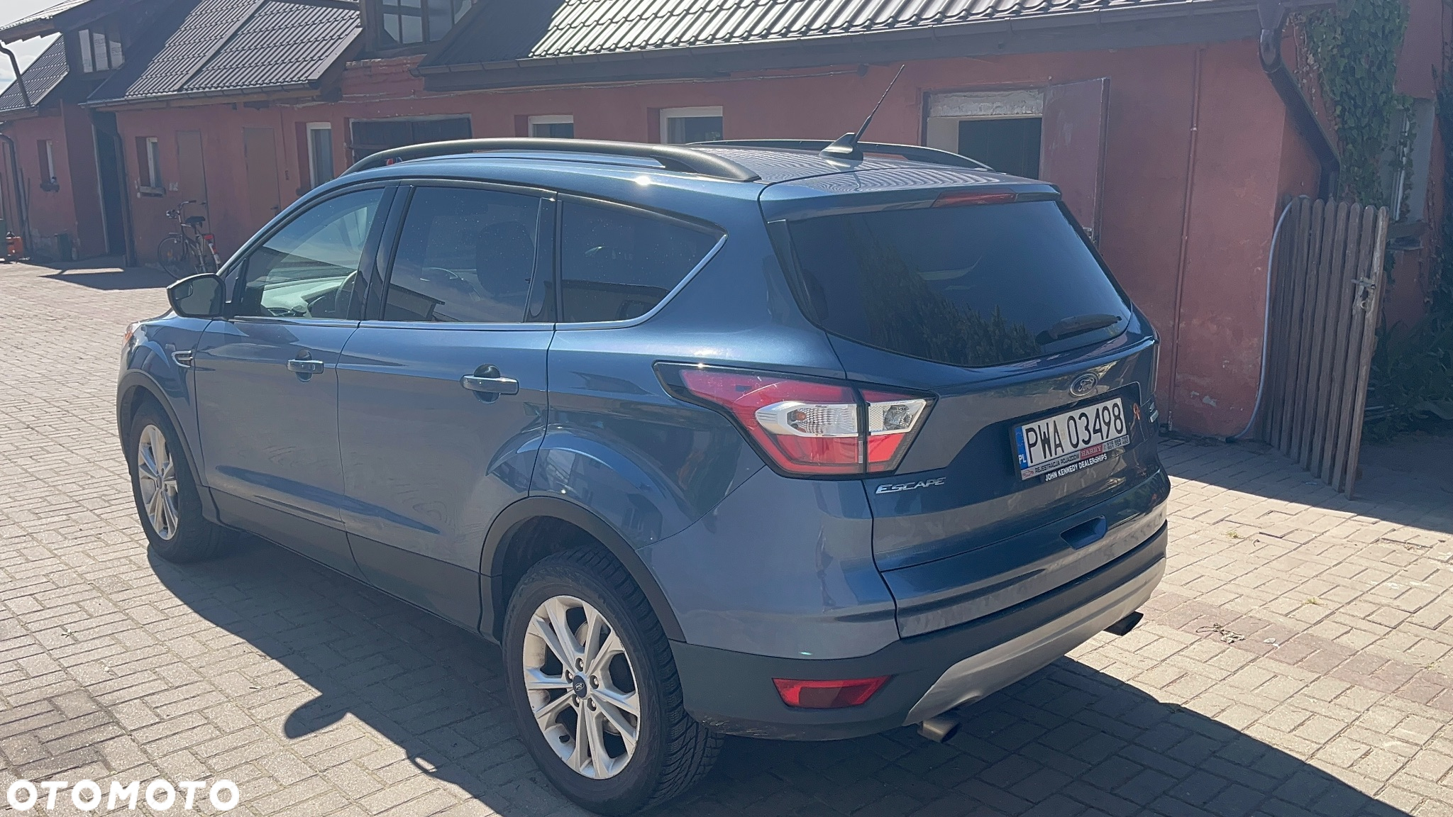 Ford Escape 1.5 EcoBoost AWD SE - 3