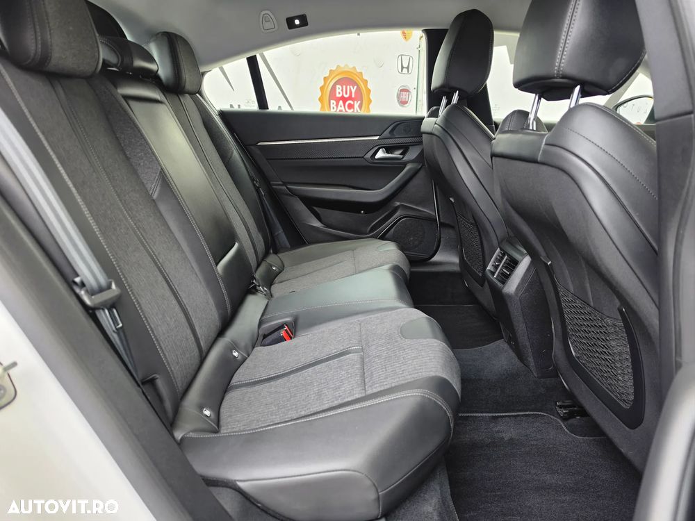 Peugeot 508 2.0 HDI FAP BVA Allure Aut. - 12