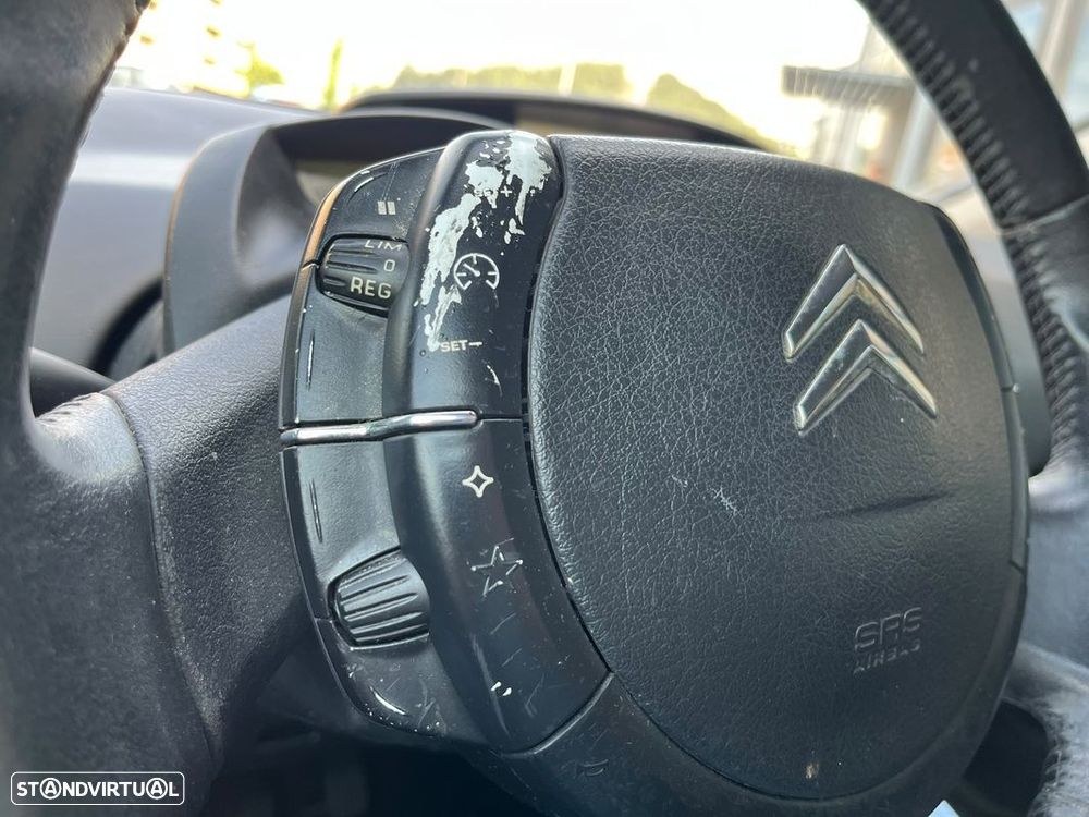 Citroën C4 1.6 HDi VTR Pack - 16