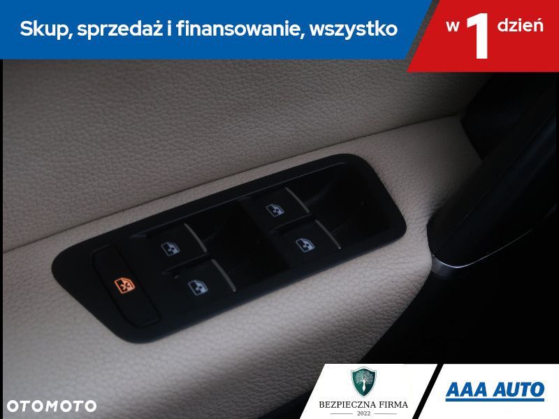 Volkswagen Golf Sportsvan - 17