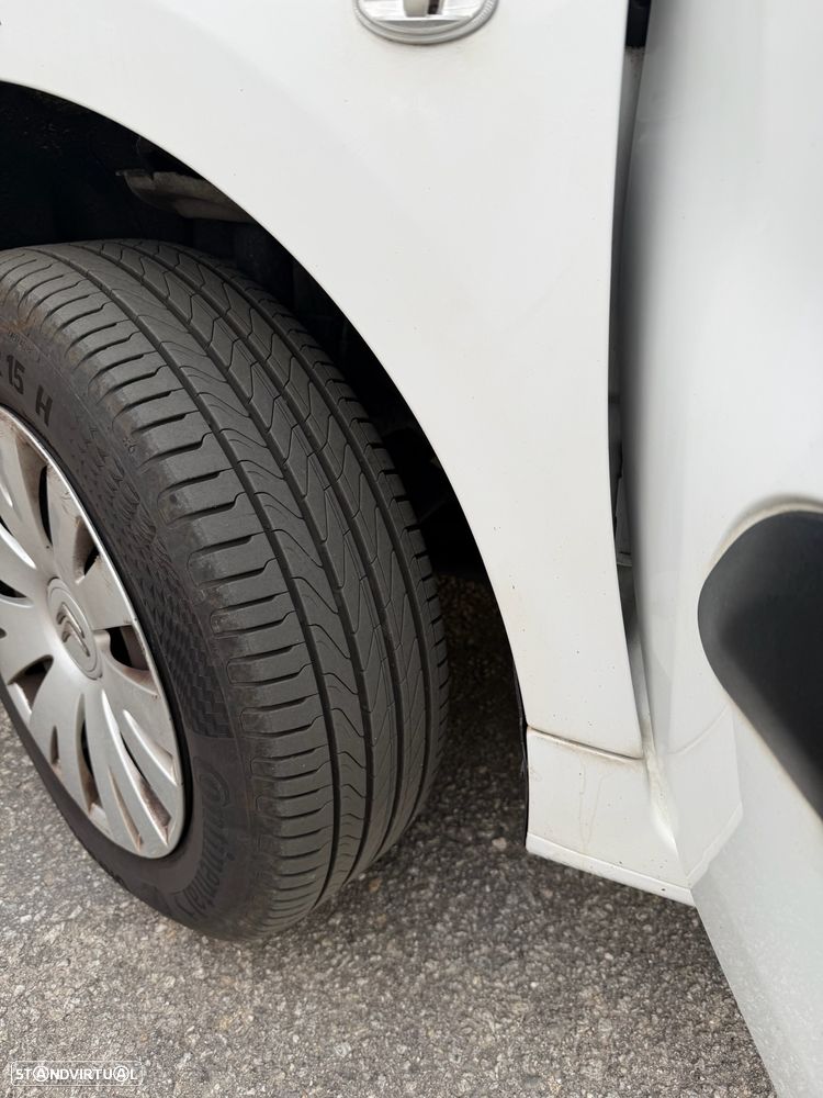 Citroën Berlingo 1.6 BlueHdi 100cv 10/2017 - 25