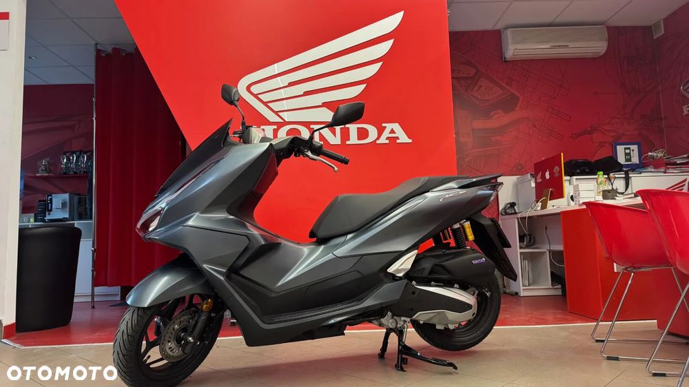 Honda PCX - 1