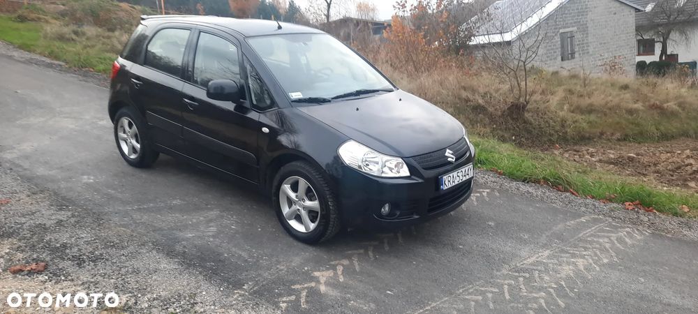 Suzuki SX4 - 3