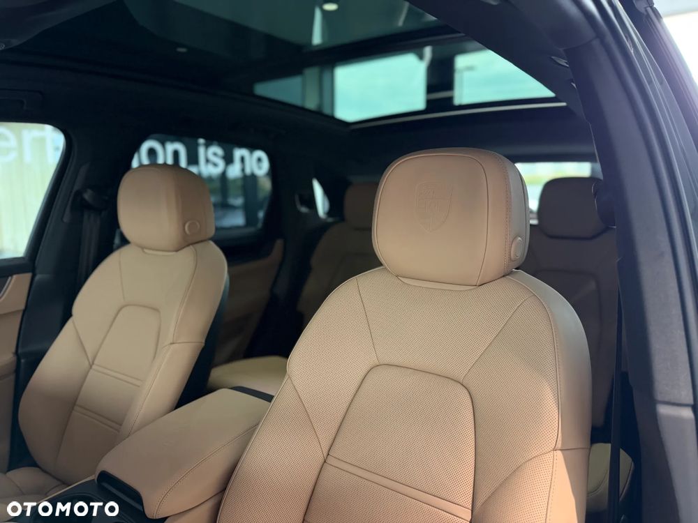 Porsche Cayenne Black Edition - 20