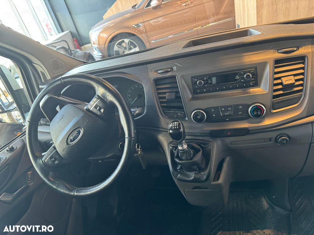 Ford Transit Custom - 13