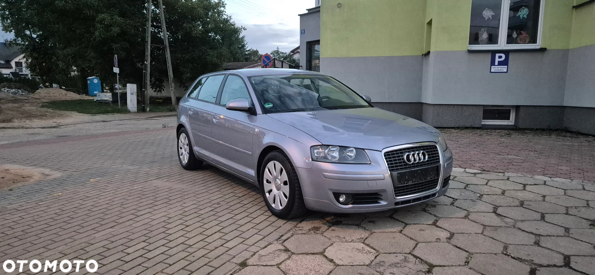 Audi A3 Sportback 1.6 Attraction - 12