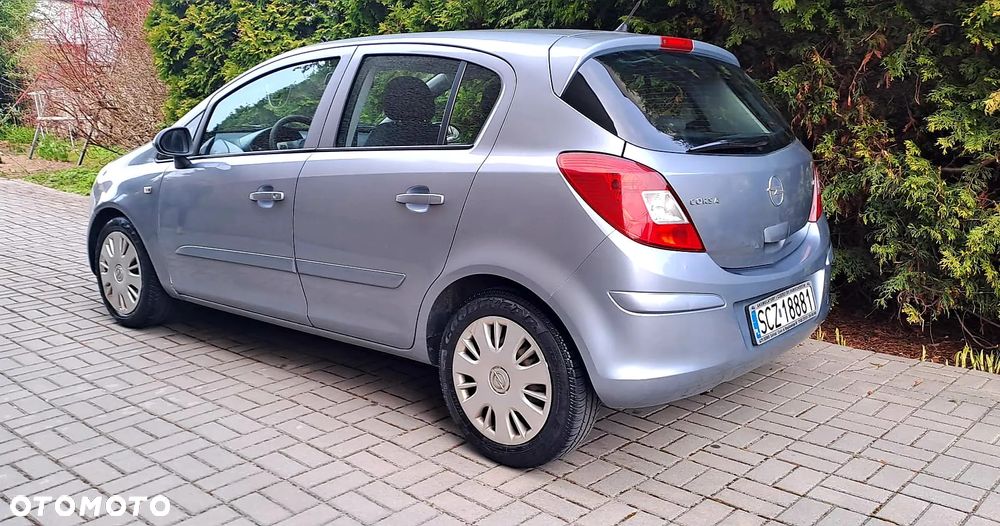 Opel Corsa 1.2 16V Cosmo - 5