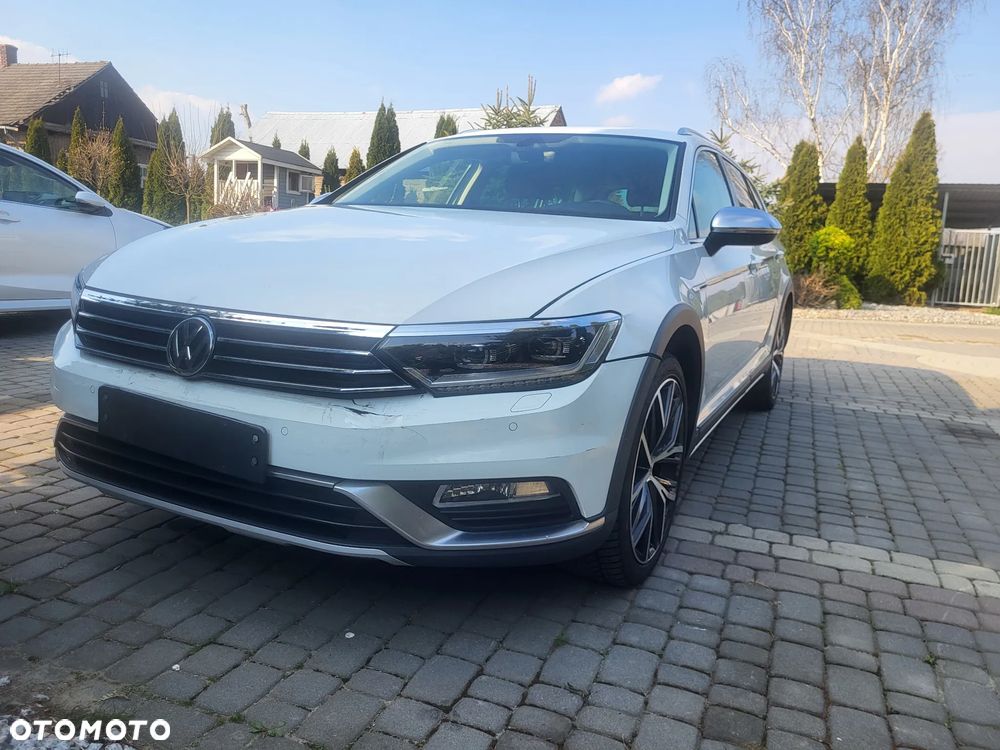 Volkswagen Passat 2.0 TDI SCR 4Mot DSG Highline - 2