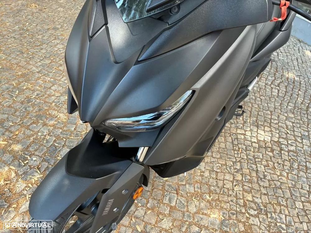 Yamaha X-Max - 12