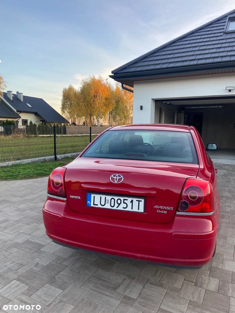 Toyota Avensis 2.0 D-4D High - 4