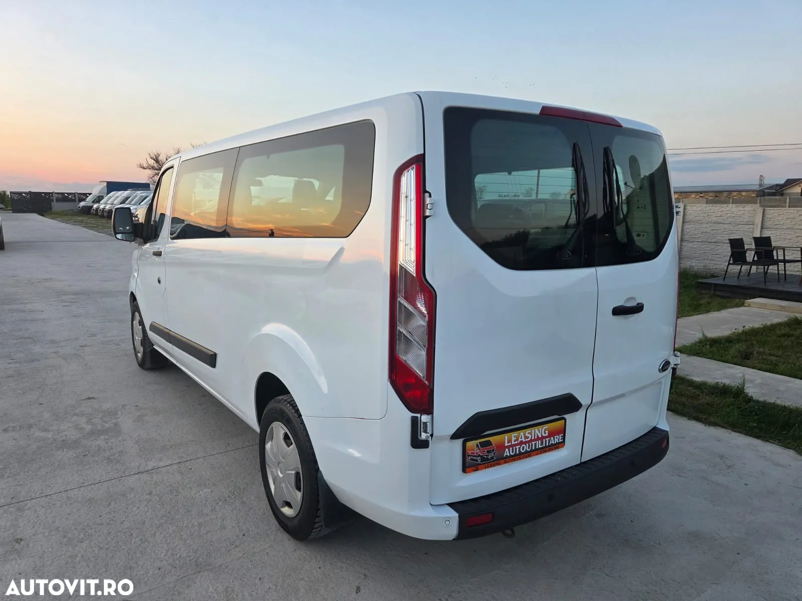 Ford Transit New Custom L2H1 9locuri - 8