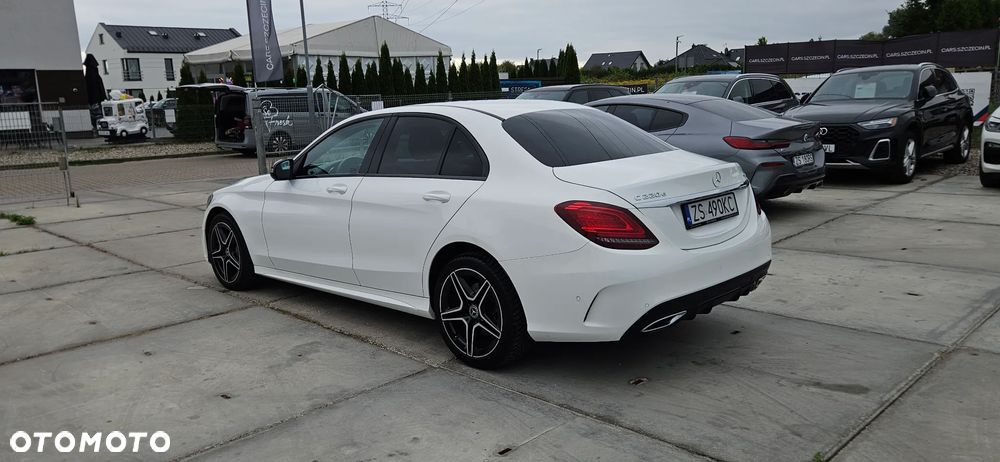 Mercedes-Benz Klasa C 220 d 4Matic 9G-TRONIC AMG Line - 11