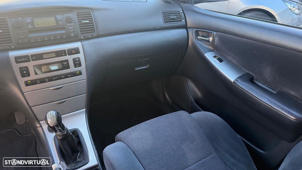 Toyota Corolla SW 1.4 VVT-i AC - 16