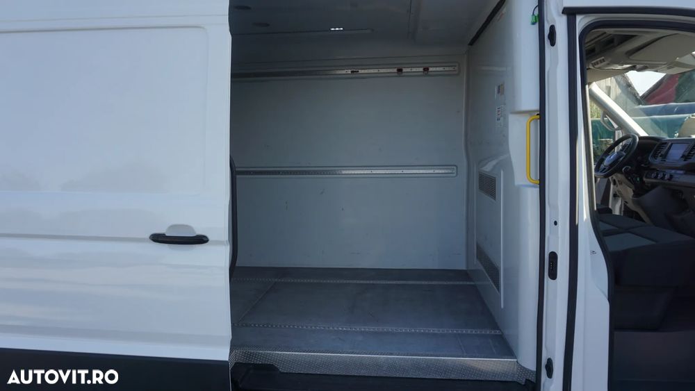 Volkswagen CRAFTER IZOTERMA - 9