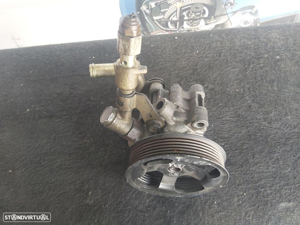 Bomba Direcção Assistida Hidraulica Toyota 1.4 vvti  2005 - 2