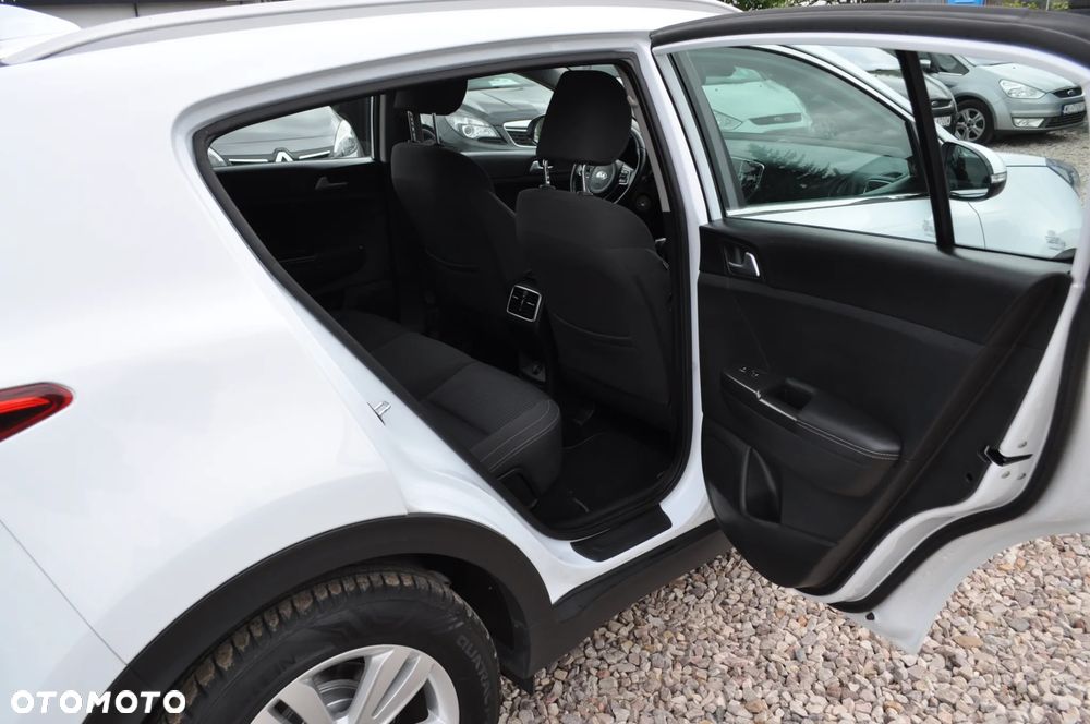 Kia Sportage - 18