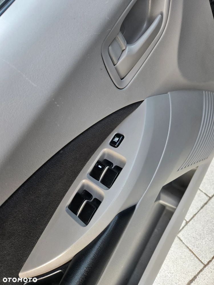 Mitsubishi Grandis 2.0 DI-D 7-Sitzer Intense - 22