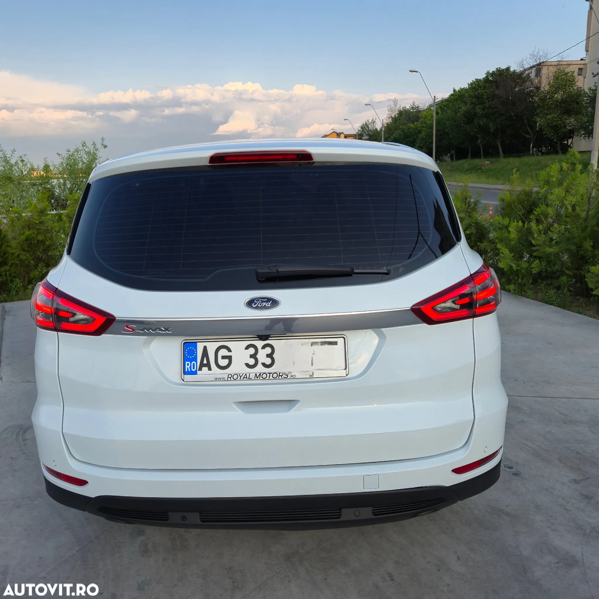 Ford S-Max 2.0 TDCi Titanium - 9