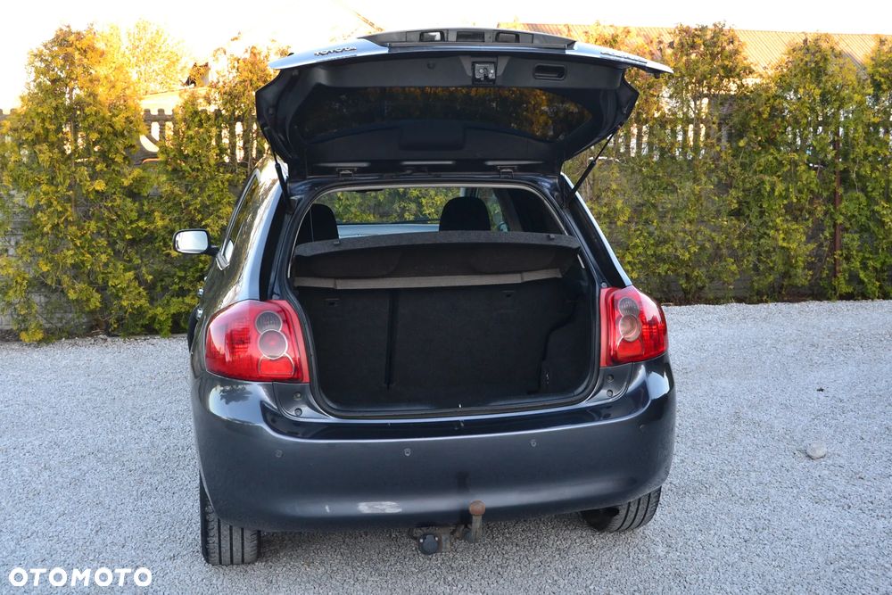 Toyota Auris 2.0 D-4D Sol - 20