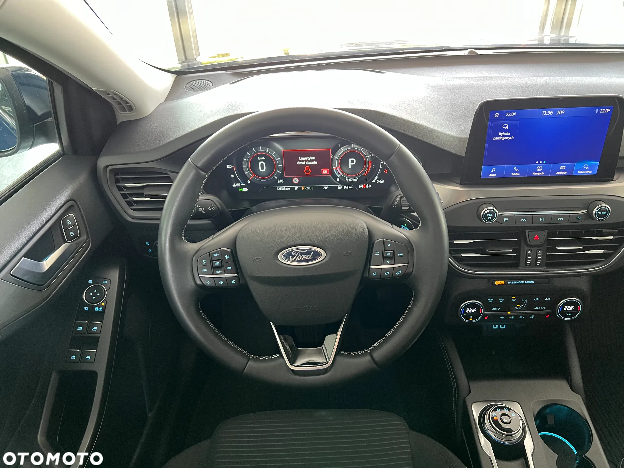 Ford Focus 1.0 EcoBoost Titanium Business - 33