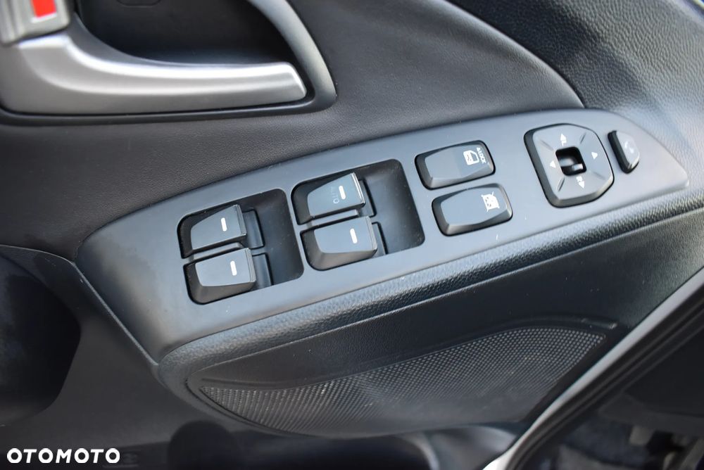 Hyundai ix35 - 14