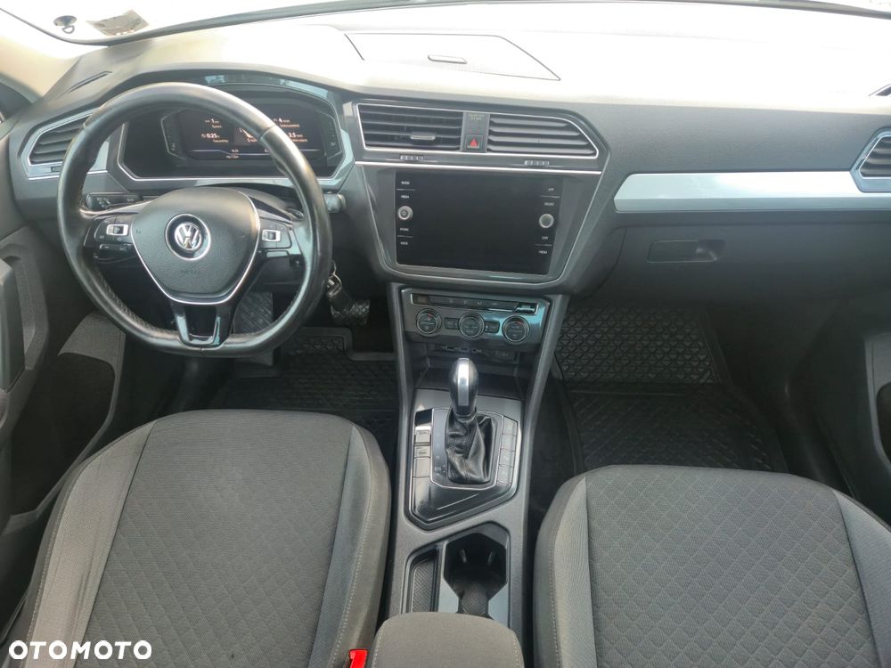 Volkswagen Tiguan 2.0 TDI SCR DSG R-Line - 12