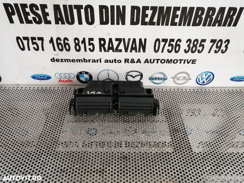 Grile Grila Ventilatie Aierisire Bord Centrala Mercedes C Class W203 - 2