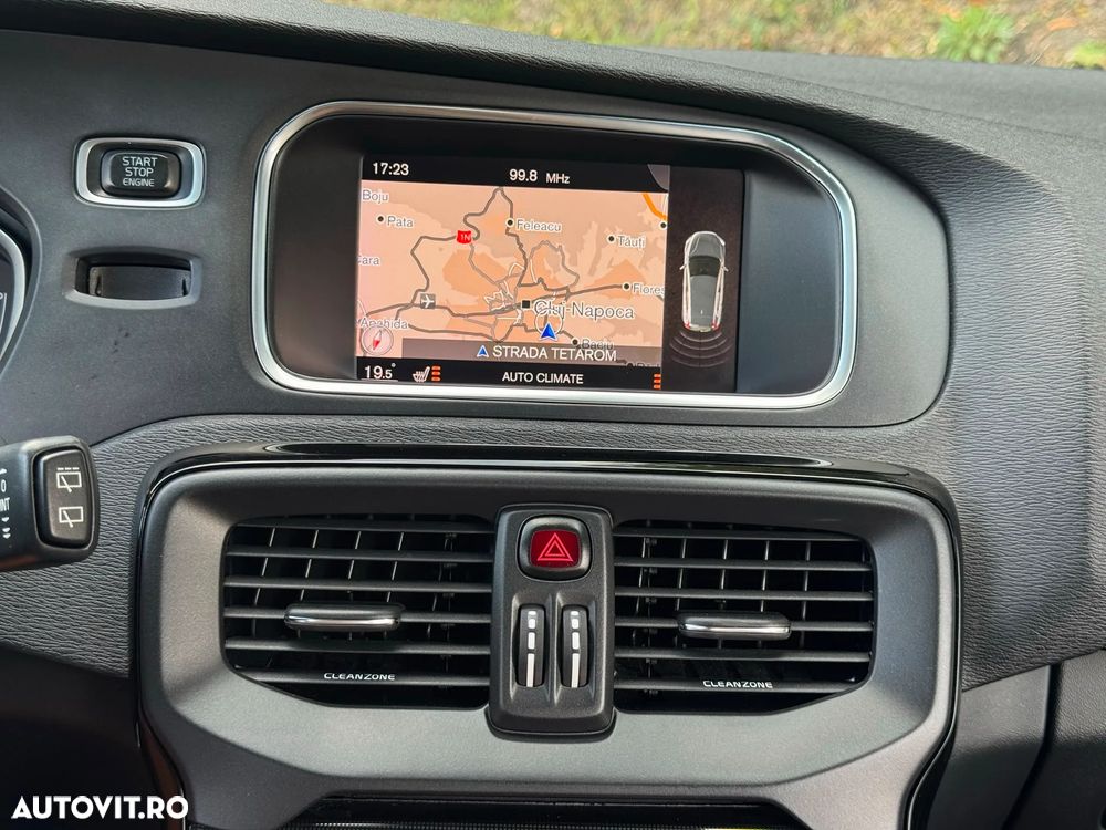 Volvo V40 D2 Geartronic Pro - 21