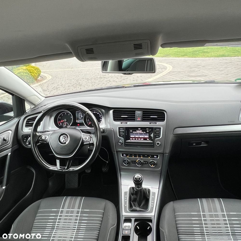 Volkswagen Golf 1.2 TSI BMT Trendline EU6 - 31