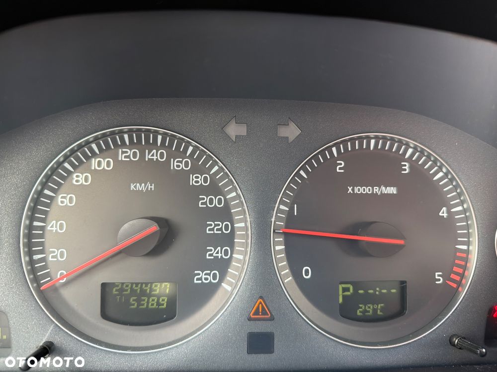 Volvo XC 90 2.4 D5 - 2