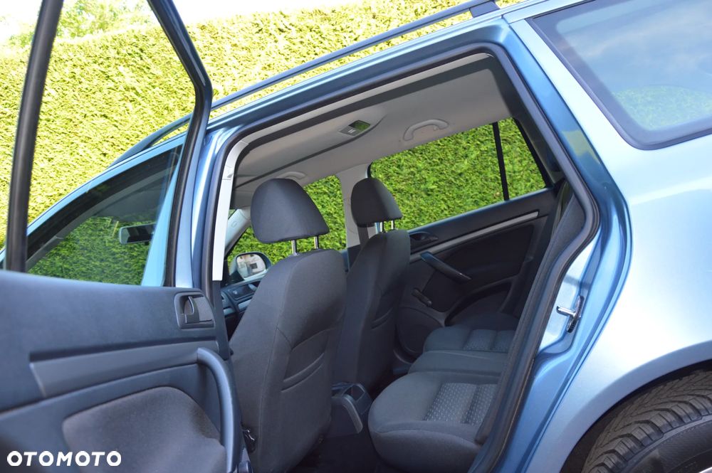 Skoda Octavia 1.6 Ambiente - 13
