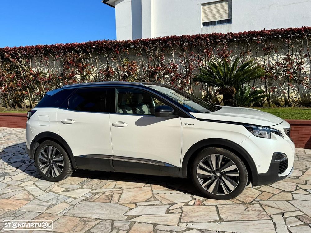 Peugeot 3008 1.6 Hybrid4 GT Pack e-EAT8 - 4