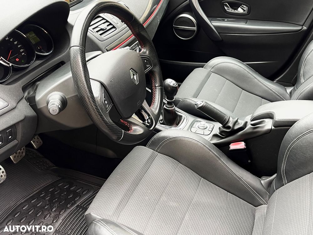 Renault Megane - 8