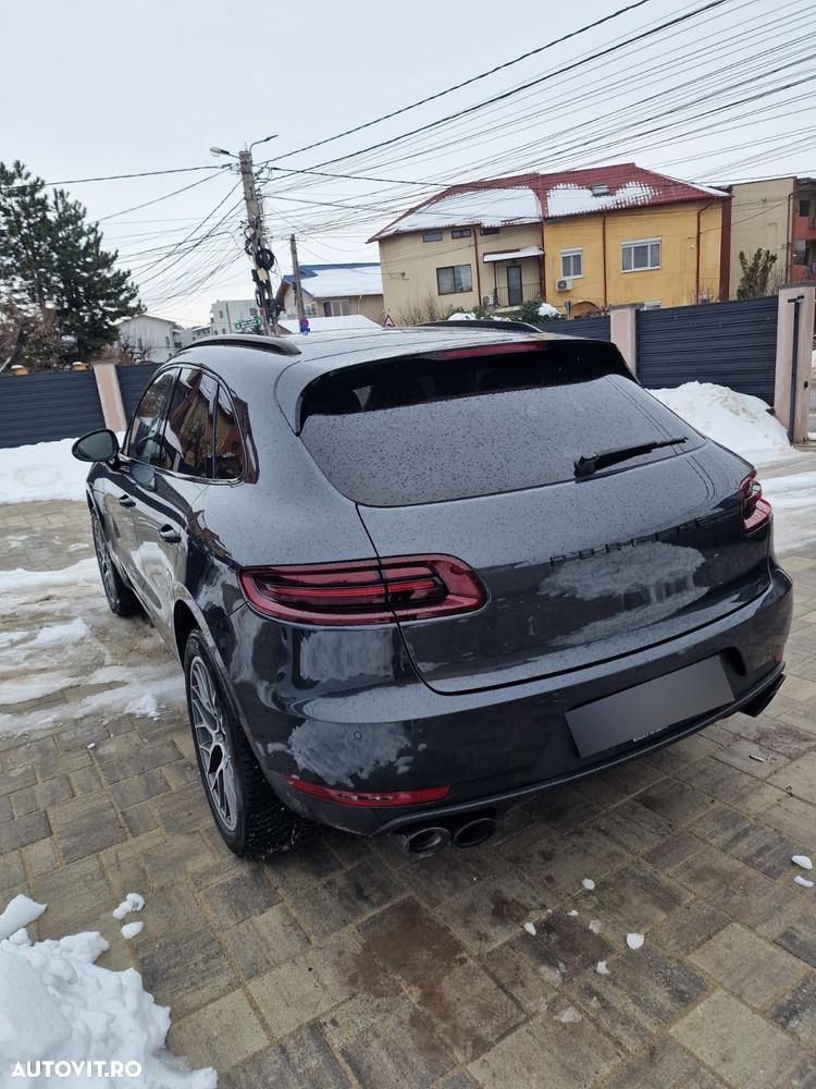 Porsche Macan - 2
