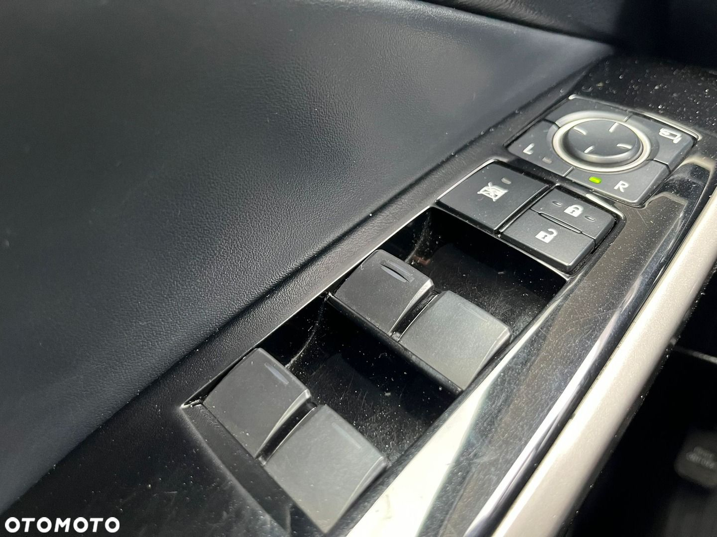 Lexus IS 200t Elegance - 29