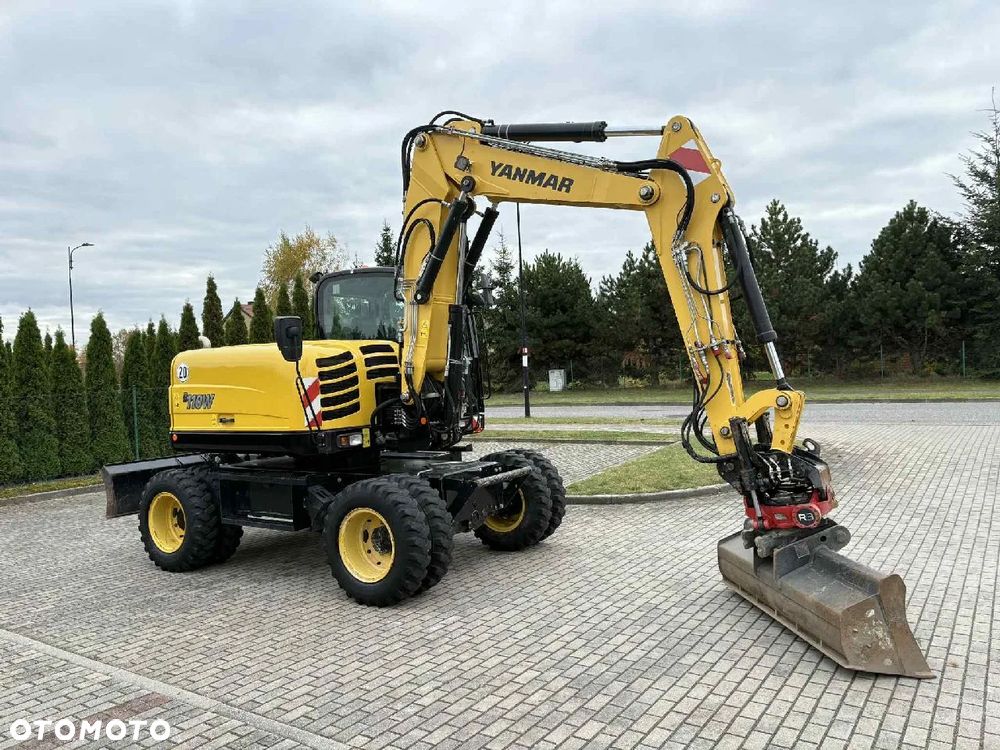 Yanmar B110W ROTOTILT 4 ŁYŻKI TYLKO 2618 mth - 5