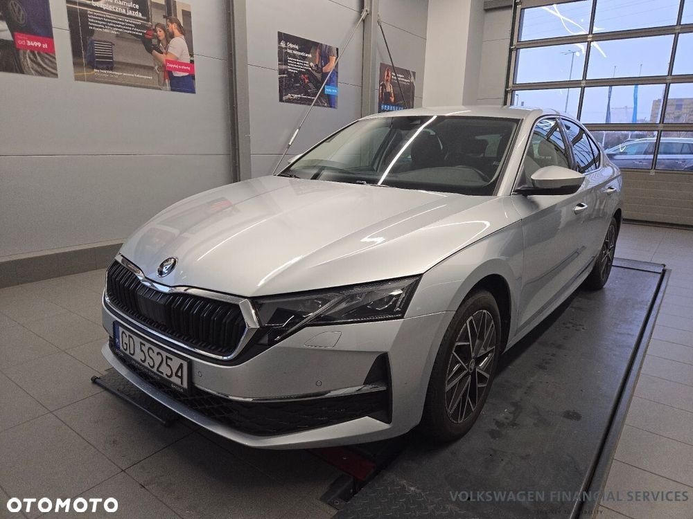 Skoda Octavia 2.0 TDI Selection DSG - 1