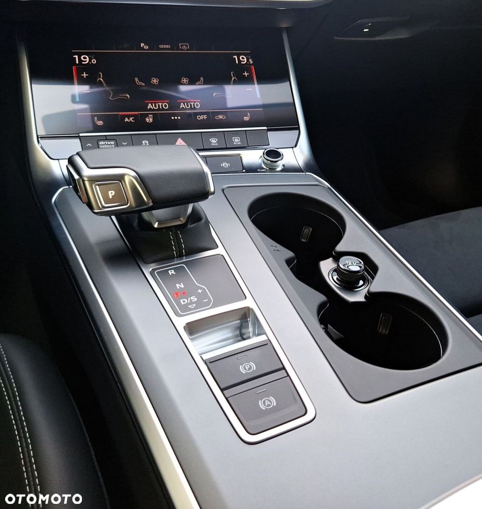 Audi A6 Avant 50 TFSI e PHEV Quattro Advanced S tronic - 16
