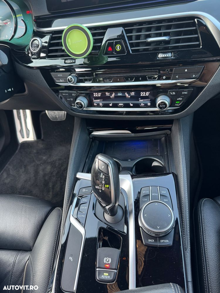 BMW Seria 5 540d xDrive AT - 2