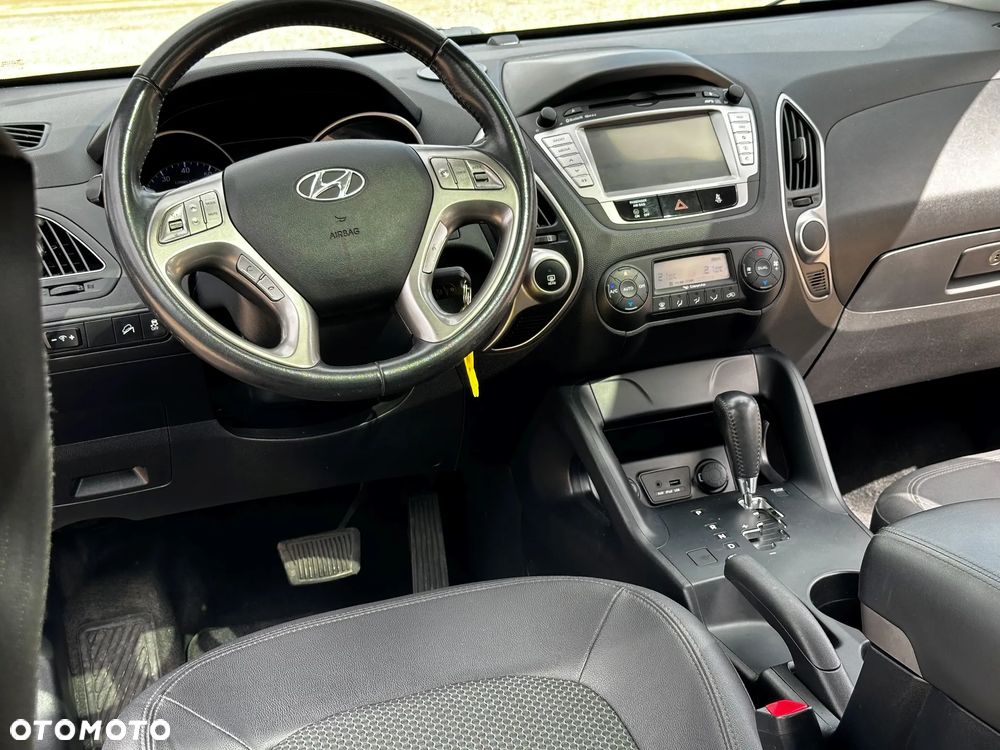 Hyundai ix35 2.0 Premium 2WD - 23