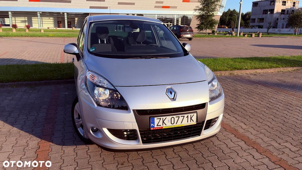Renault Scenic 1.6 16V 110 Dynamique - 2
