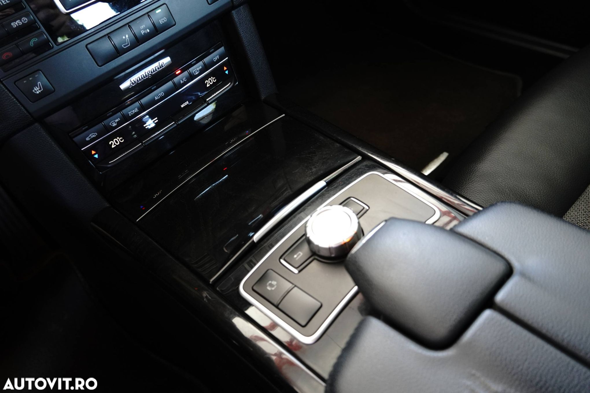Mercedes-Benz E - 19